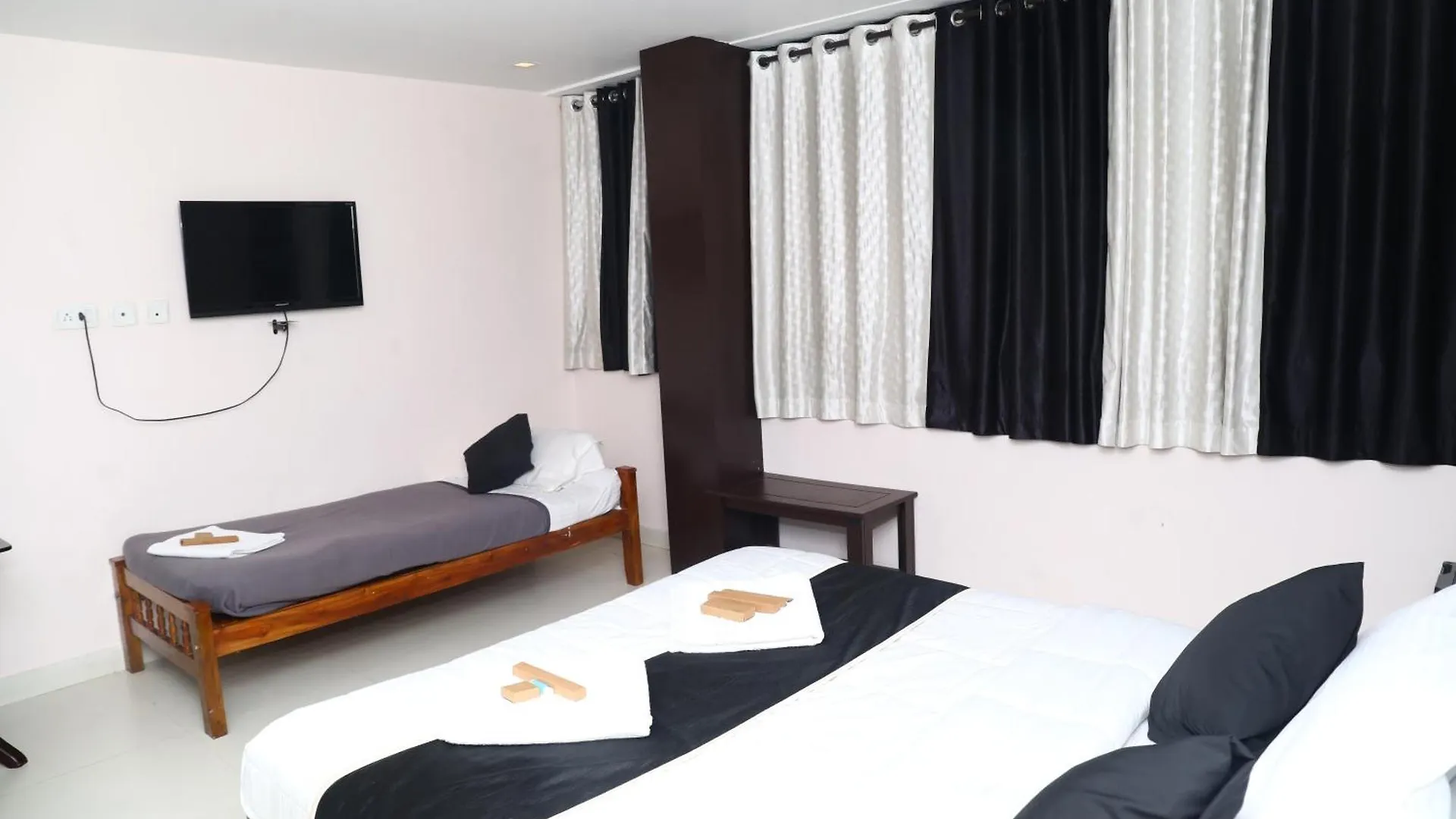Erica Hotel International Perintalmanna